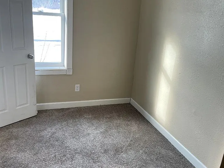 Unit Photo