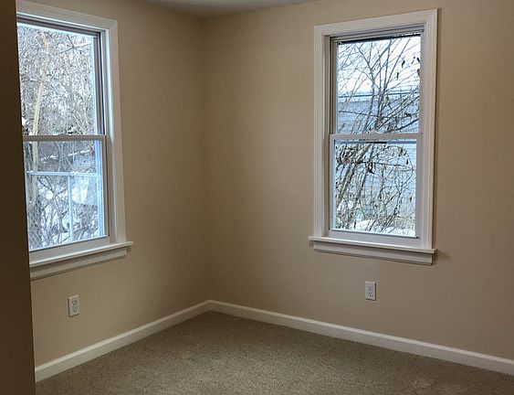 4th image of 1318 Bayliss St