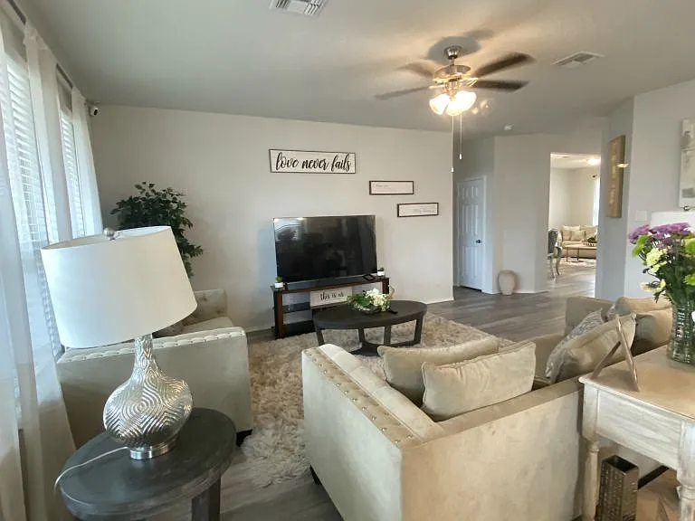 2611 Cortona St — Photo 5