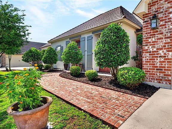3rd image of 245 Cypress Lakes Dr