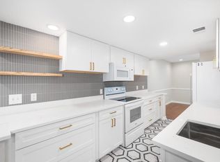 18 Ivy Rdg NE, Atlanta, GA 30342