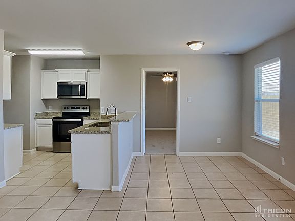 5th image of 532 Hidden Dale Dr