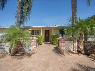 19447 Hatton St, Reseda, CA 91335