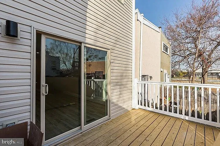 2039 N 3rd St #1 — Photo 30