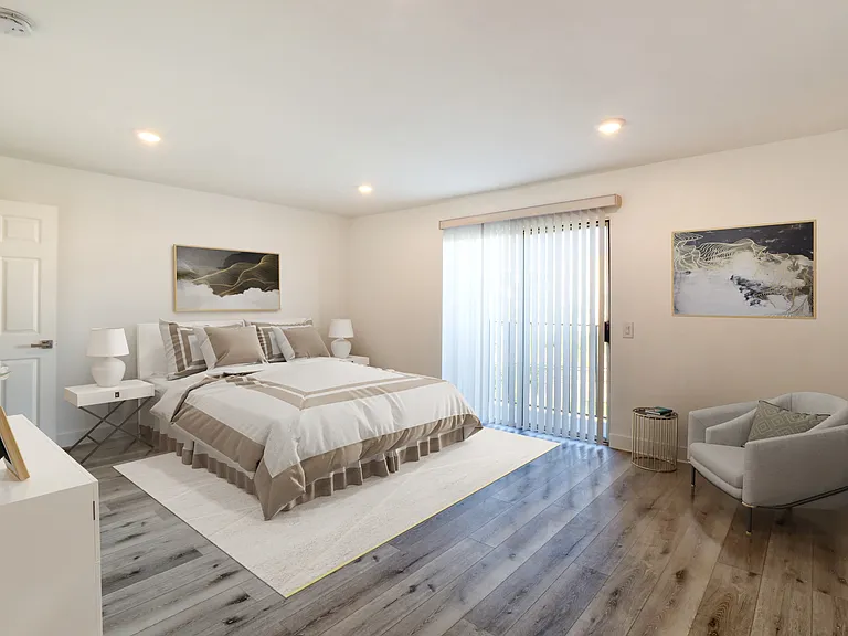 301 North Alvarado Street — Photo 8