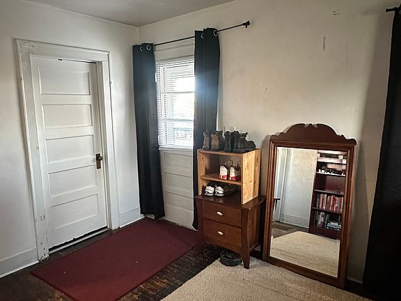 4th image of 1210 Forest St #A