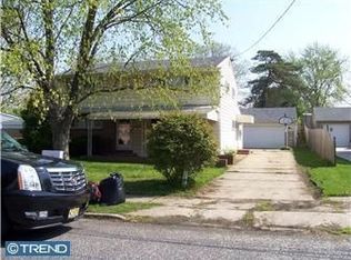 102 E Roland Ave, Maple Shade, NJ 08052