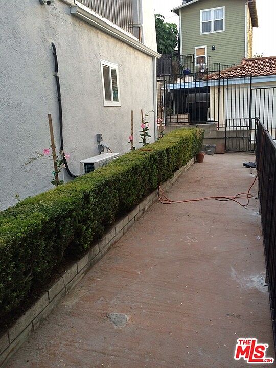 1st image of 1144 Echo Park Ave #1146
