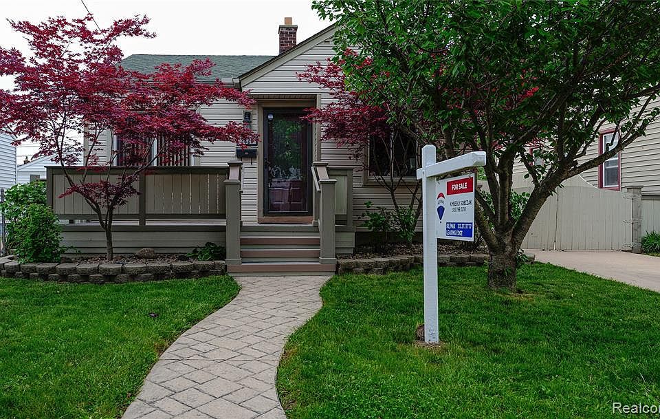 1st image of 3820 20th St