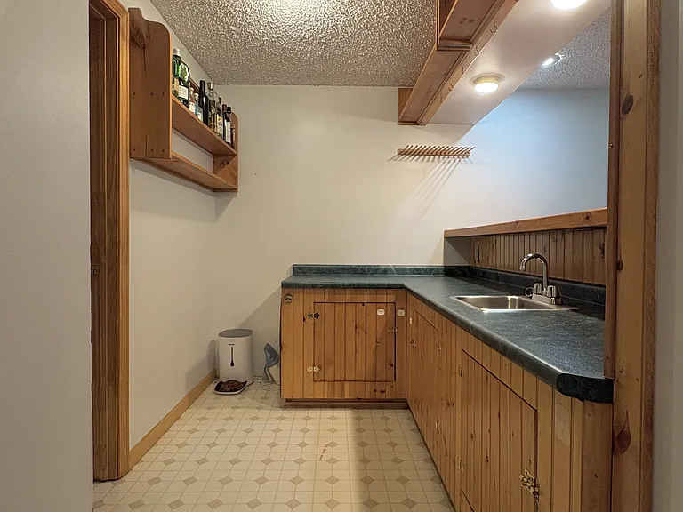 71 Summit Rd — Photo 25