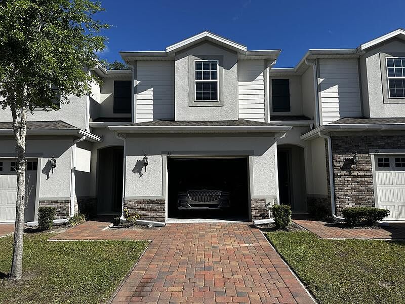 1st image of 33 Mayo Ct #1