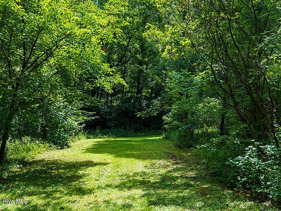 2nd image of 71 Craig Farm Road