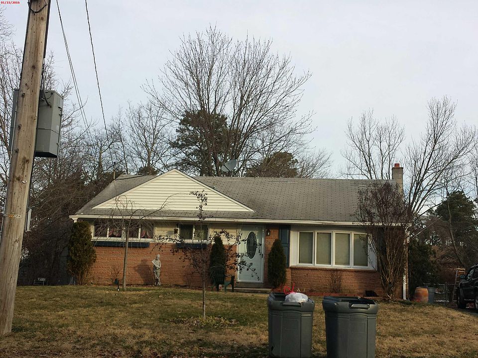 1st image of 23 Cherokee Dr