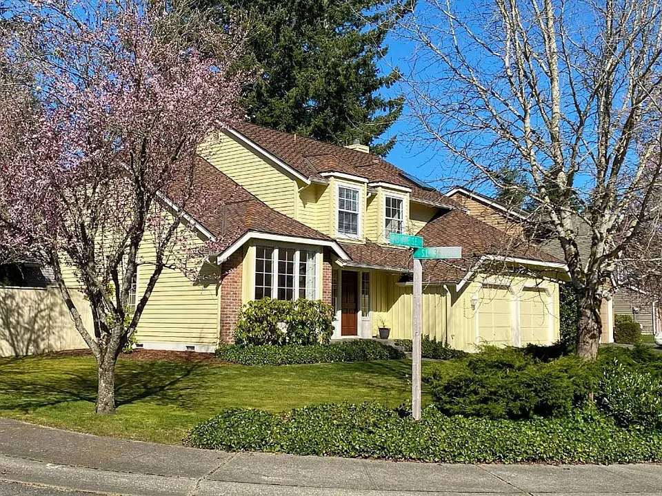 3525 243rd Ave SE