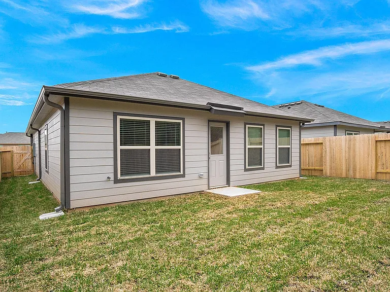 9605 Last Maples Trl — Photo 23