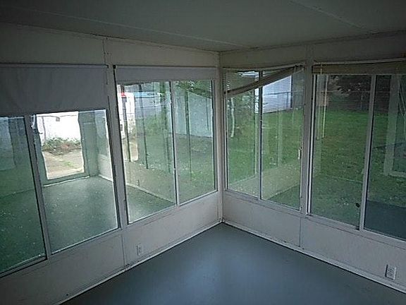 3rd image of 25941 S River Park Dr