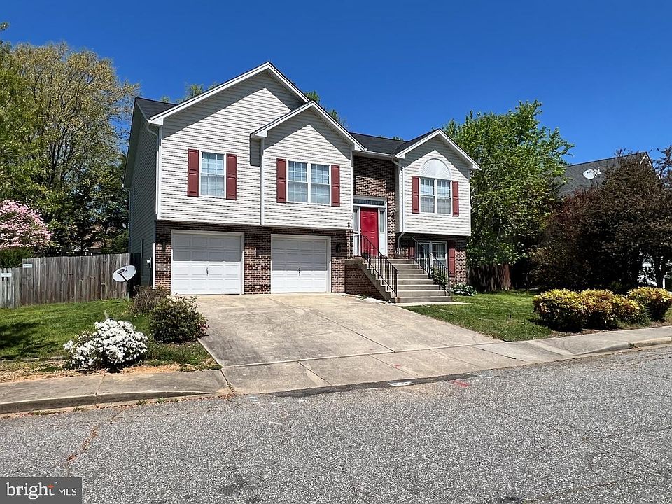 1st image of 22214 Valleyview Dr