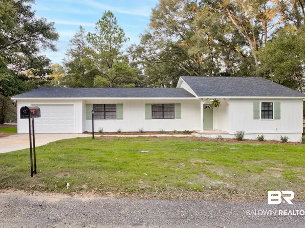 104 Greenbriar Ct, Daphne, AL 36526
