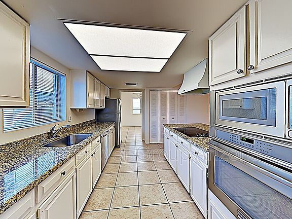 5th image of 2505 S Kachina Cir