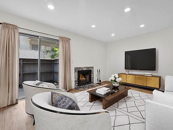 3rd image of 20155 Keswick St Unit 117