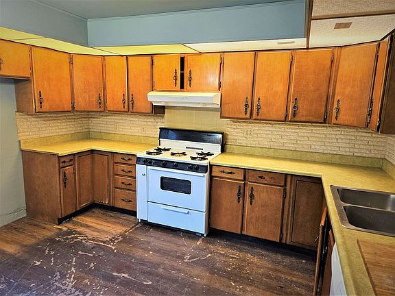 5th image of 802 Ceape Ave
