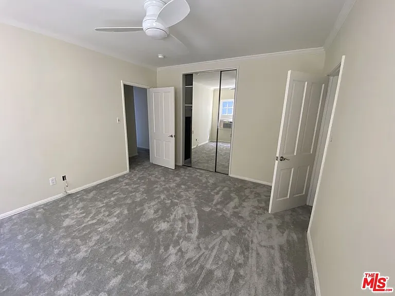 10559 1/2 Ashton Ave #10559 — Photo 4