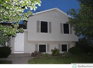 62 N Hickory St, Cortland, IL 60112