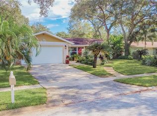 10865 Del Prado Dr E, Largo, FL 33774