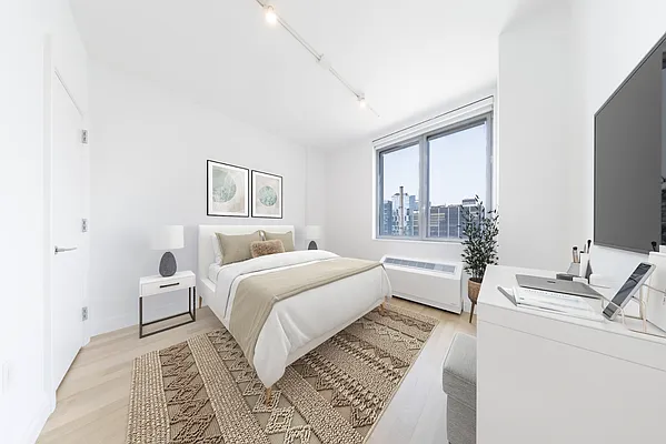 Rented by Platinum Properties | media 3