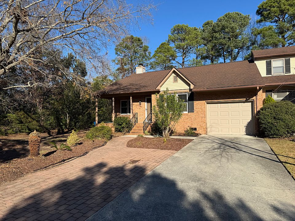 1st image of 3404 Regency Dr