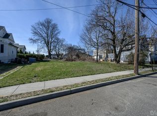 232 Pearl St S, Red Bank, NJ 07701