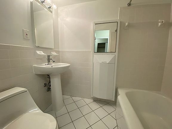 4th image of 340 E 51st St APT 7B