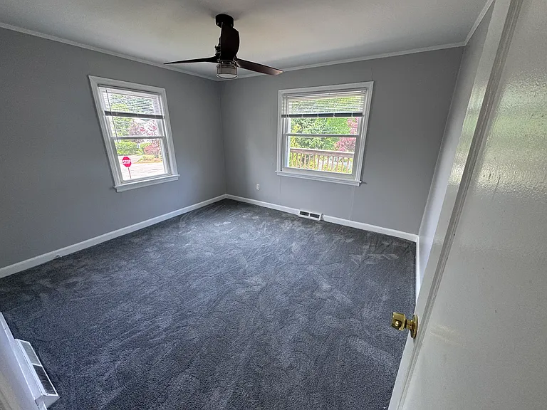 532 Wills Rd #A — Photo 11