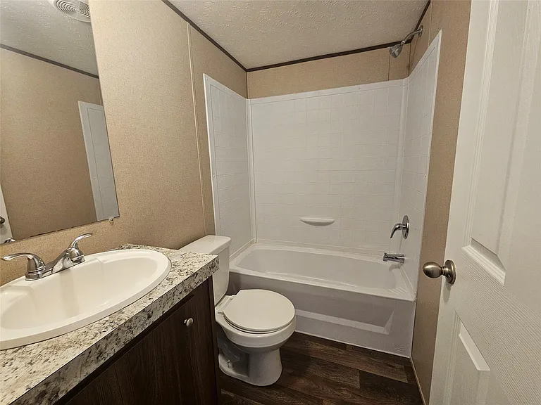 16299 Crockett Martin Estates Dr — Photo 25