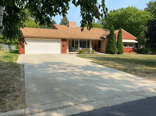 1119 Lake St, Alexandria, MN 56308