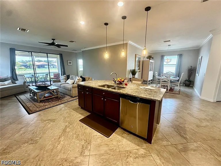 11600 Golden Oak Ter — Photo 11