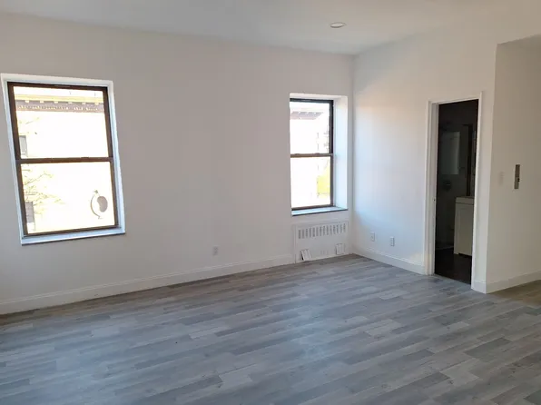 200 West 139th Street image 23 of 24