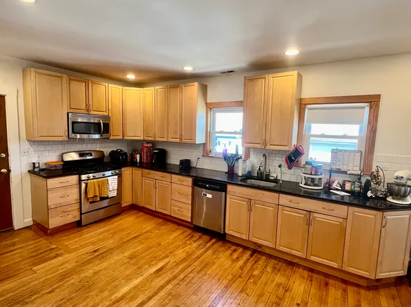 65 Medford St #2, Medford, MA 02155