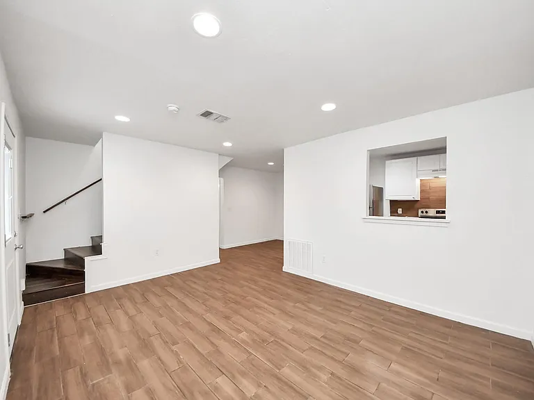 12068 Beechnut St #C — Photo 9