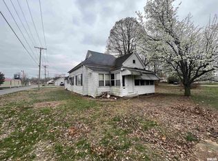 1020 N 16th St, Herrin, IL 62948