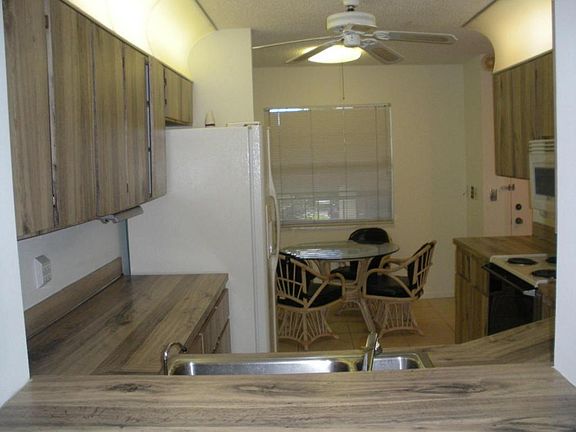 5th image of 9170 SW 14th St APT 4301