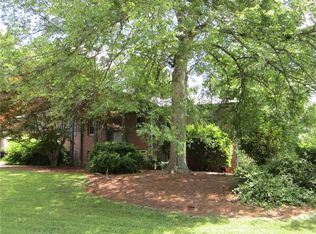 1370 Rhododendron Dr NW, Acworth, GA 30102