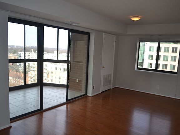 4th image of 900 N Stafford St APT 1519