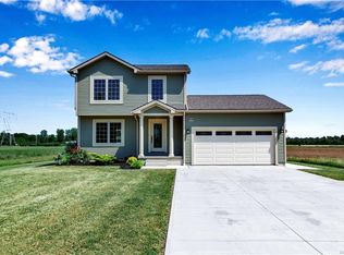 5045 Feigle Rd, Lockport, NY 14094