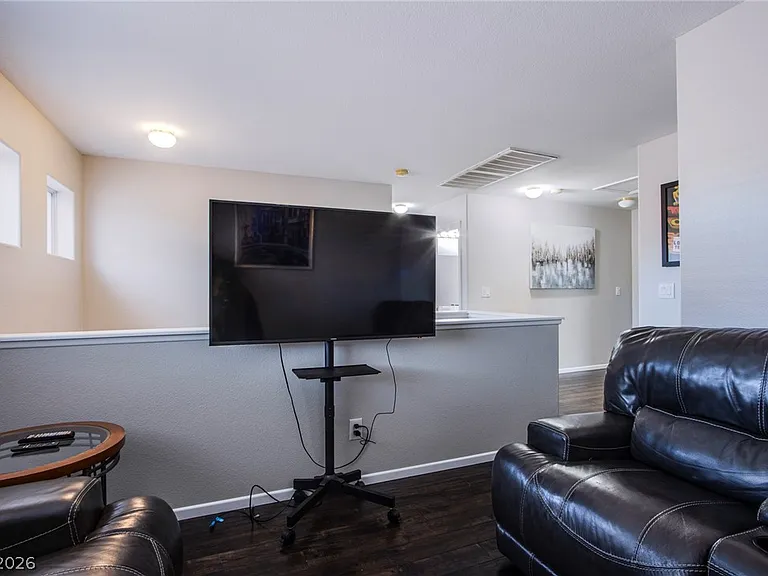 6429 Corrie Canyon St — Photo 17