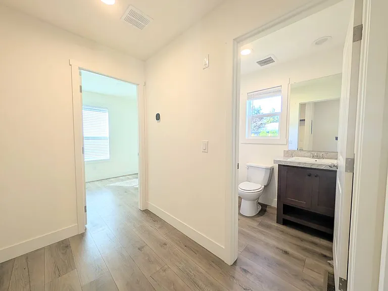 400 Sulphur Bank Dr #39 — Photo 9
