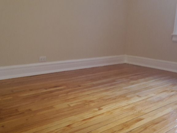 2nd image of 3058 34th St #3B