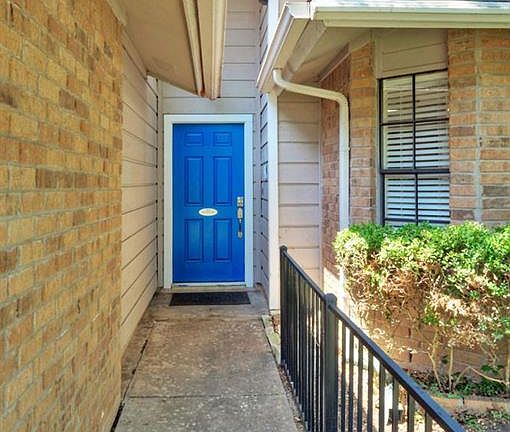 3rd image of 2801 Norfolk Dr
