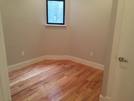 Rented by Premier Metro Realty Corp | media 108