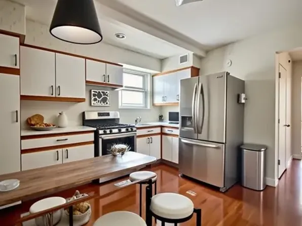 2963 Ocean Parkway image 3 of 16